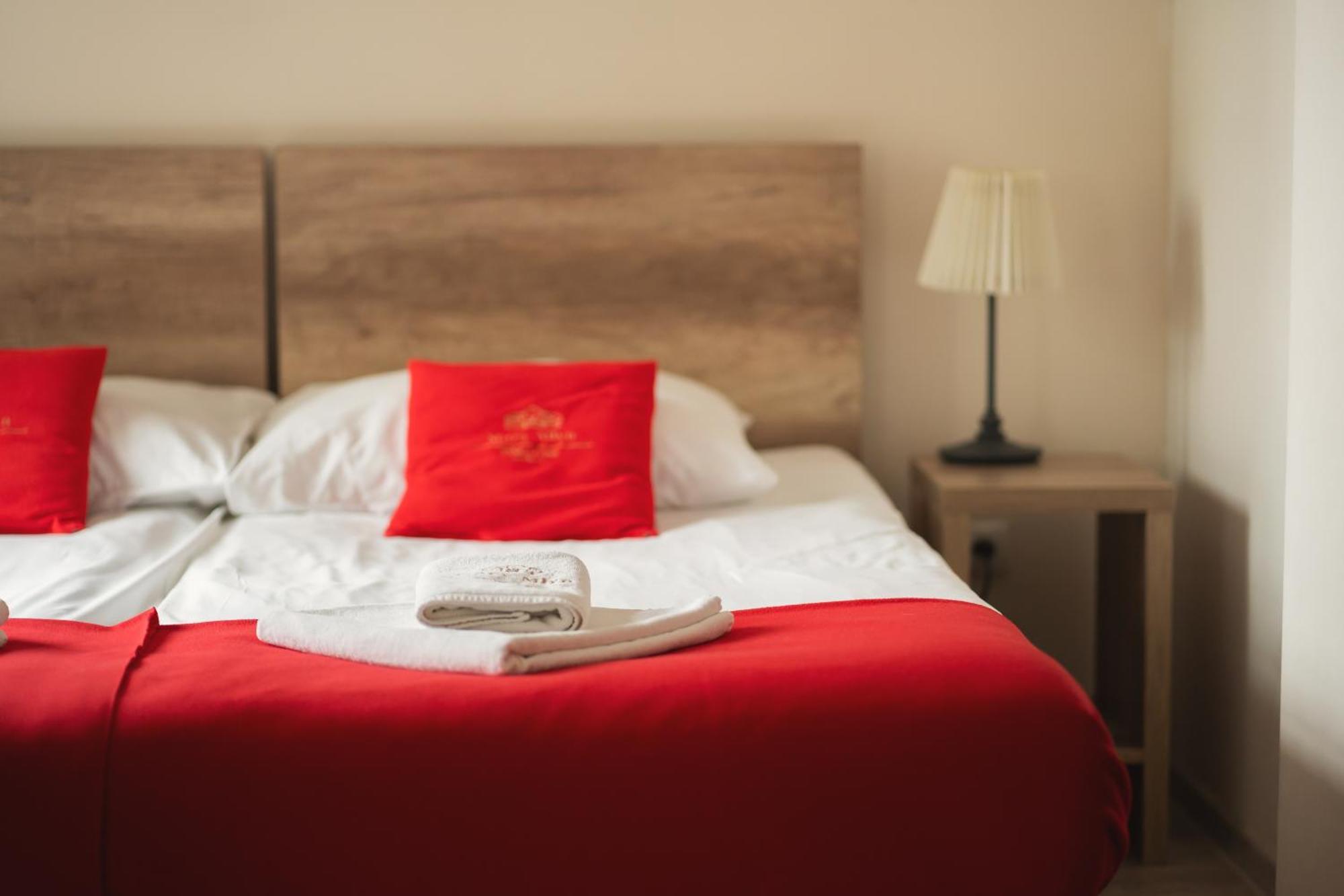 Stary Mlyn Strzeszyn Hotel Lubowo  Room photo